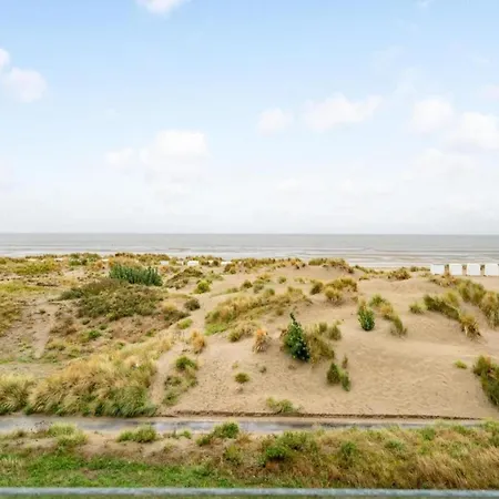Nieuwpoort With Stunning Sea View, Cleaning Included Apartment *
