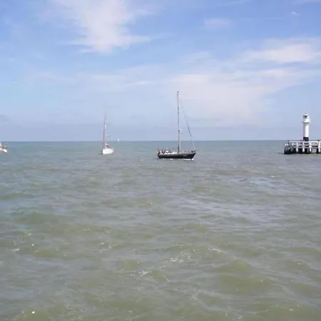 Nieuwpoort With Stunning Sea View, Cleaning Included * Oostduinkerke